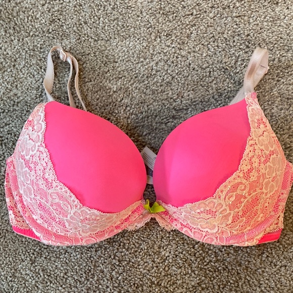 Victoria's Secret Other - Victoria secret bombshell push up lace bra 34C